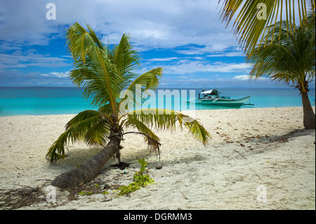 Banka, traditional Philippine outrigger boat, on the beach, Philippines, Asia Stock Photo