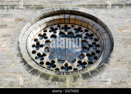 Window, Bamberger Dom cathedral on Domplatz cathedral square, UNESCO World Heritage Site Bamberg, Upper Franconia, Bavaria Stock Photo