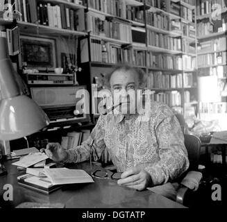 Writer and Traven's biographer Rolf Recknagel, public figure, Leipzig, East Germany, GDR, around 1978 Stock Photo