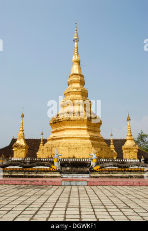 Theravada Buddhism, stupa painted in gold, black pagoda, Damenglong, Xishuangbanna, Sipsongpanna, Yunnan Province, China, Asia Stock Photo