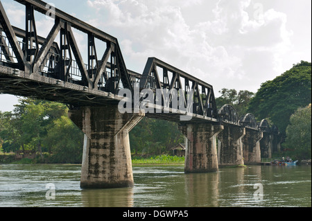 Bridge on the River Kwai, Khwae Yai, Kanchanaburi, Kanburi, Provinz Kanchanaburi, Thailand Stock Photo