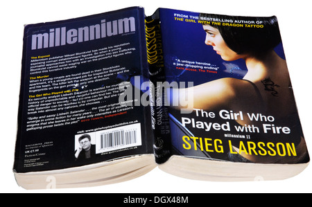 The Girl Who Played With Fire - Stieg Larsson Em Inglês