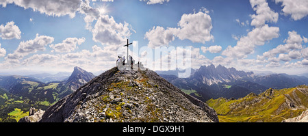 360° panoramic view as seen from the summit of Tullen mountain, Aferer Geisler Mountains, Villnoesstal valley Stock Photo