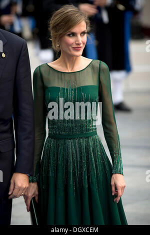 Oviedo, Spain. 25th Oct, 2013. Princess Letizia attends the XXII. Prince of Asturias Awards in Oviedo on October 25, 2013 © dpa picture alliance/Alamy Live News Stock Photo