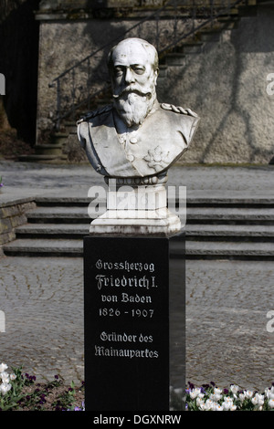 Grand Duke Friedrich I of Baden, founder of the Mainaupark, Mainau Island, Lake Constance, Baden-Wuerttemberg Stock Photo