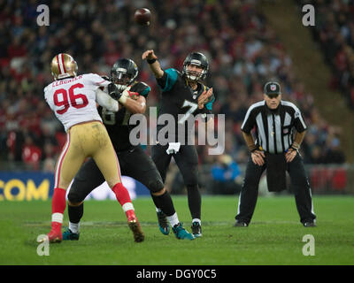 London, UK. 27th Oct, 2013. Jacksonville's Quarterback Chad Henne (7) throws a pass during the NFL International Series game San Francisco 49ers v Jacksonville Jaguars at Wembley Stadium. Credit:  Action Plus Sports/Alamy Live News Stock Photo