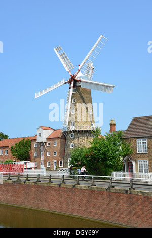 19th century Maud Foster Tower Windmill by the Maud Foster Drain, Skirbeck, Boston, Lincolnshire, England, United Kingdom Stock Photo