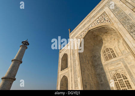 Taj Mahal, mausoleum, UNESCO World Heritage Site, Agra, Uttar Pradesh, India Stock Photo