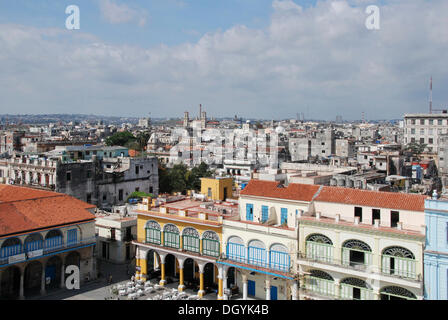 Plaza Vieja, historic district of Havana, Cuba, Caribbean, Central America Stock Photo