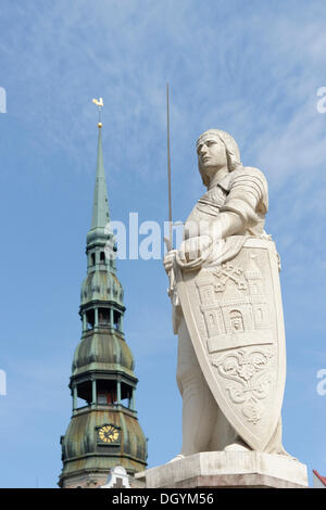 Statue of Roland, St. Peter's Church, Town Hall Square, historic town centre, Riga, Latvia, Europe Stock Photo