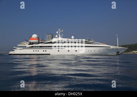 RM Elegant, a cruiser built by Kanellos Bros, length: 72.48 m, built in 2005, off Cap Ferrat, French Riviera, France Stock Photo