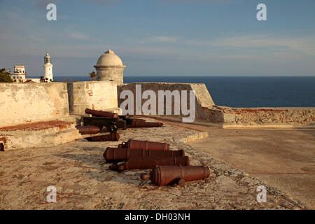 Rusty cannons at the fortress of Castillo de San Pedro de la Roca, Ciudamar, Santiago de Cuba Province, Cuba Stock Photo