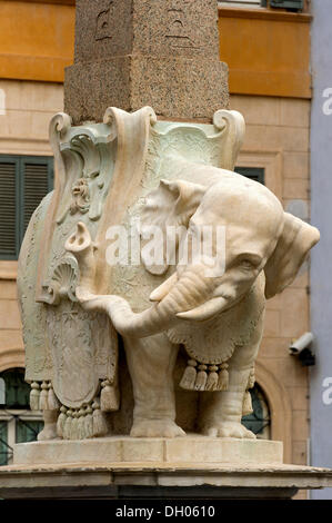 Pulcino della Minerva, elephant carrying an obelisk by Bernini, Piazza della Minerva, Rome, Lazio, Italy Stock Photo