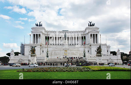 Monumento Nazionale a Vittorio Emanuele II, Altare della Patria, Fontana di Trevi, Rome, Lazio, Italy Stock Photo