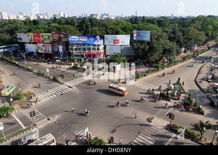 Dhaka,  28th Oct 2013. An overview of the shahabag area in Dhaka during a nationwide strike called by the opposition Bangladesh Nationalist Party (BNP). Stock Photo