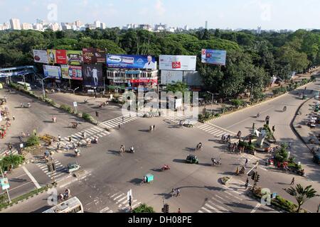 Dhaka,  28th Oct 2013. An overview of the shahabag area in Dhaka during a nationwide strike called by the opposition Bangladesh Nationalist Party (BNP). Stock Photo