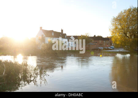 Shipston on Stour, Warwickshire. 28th October 2013. The Stour burst it's banks at The Old Mill Inn. Floods follow the storm, called St Jude, which brought the windiest weather to hit the UK since 1987. Credit:  Graham M. Lawrence/Alamy Live News Stock Photo