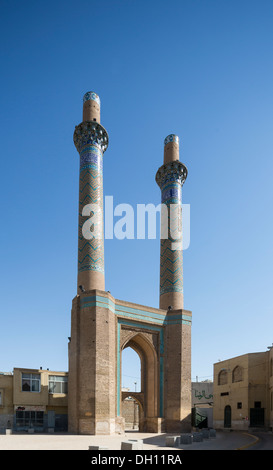 Iran, Isfahan, minaret Stock Photo - Alamy