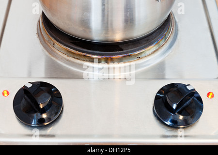 Two hotplate hi-res stock photography and images - Alamy