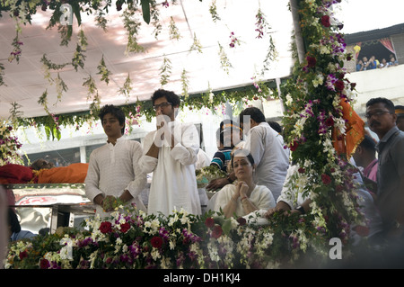 Bal Thackeray uddhav Thackeray sons aditya and tejas Thackeray funeral