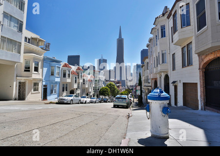 Telegraph Hill district with a view towards the Transamerica Pyramid, San Francisco, California, USA Stock Photo