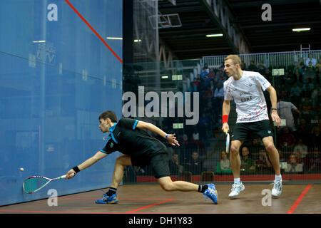 Manchester, UK. 29th Oct, 2013. Nick Matthew (England) the number 4 seed moves into the third round of the men's World Squash Championship at Sportcity, Manchester by beating unseeded Max Lee (Hong Kong) 11-7, 11-6, 11-6 in 41 minutes. World Championship Squash  Manchester, UK  29 October 2013 Credit:  John Fryer/Alamy Live News Stock Photo