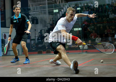 Manchester, UK. 29th Oct, 2013. Nick Matthew (England) the number 4 seed moves into the third round of the men's World Squash Championship at Sportcity, Manchester by beating unseeded Max Lee (Hong Kong) 11-7, 11-6, 11-6 in 41 minutes. World Championship Squash  Manchester, UK  29 October 2013 Credit:  John Fryer/Alamy Live News Stock Photo