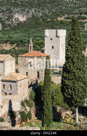 The stone towers and houses of the Mourtzinos/Petreas complex in Upper/Old Kardamyli, Outer Mani, Peloponnese, Greece Stock Photo