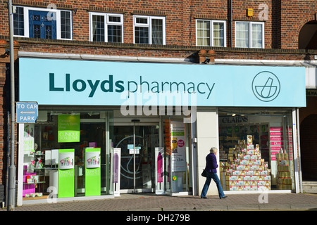 Lloyds Pharmacy, The Highway, Station Road, Beaconsfield, Buckinghamshire, England, United Kingdom Stock Photo