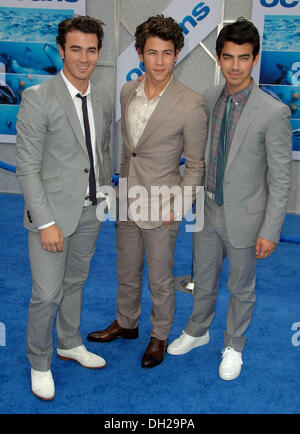 Oct. 29, 2013 - (File Photo) - The Jonas Brothers, Nick, Joe and Kevin, announced Tuesday they're officially breaking up. PICTURED: April 17, 2010 - Los Angeles, California, U.S. - JONAS BROTHERS attends the blue carpet premiere of 'Oceans' held at The El Capitan Theatre. (Credit Image: © D. Long/Globe Photos/ZUMApress.com) Stock Photo