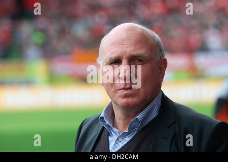 Dieter Hoeness, manager of VFL Wolfsburg Soccer Club, Bundesliga, German Soccer League, Mainz, Mayence, Rhineland-Palatinate Stock Photo