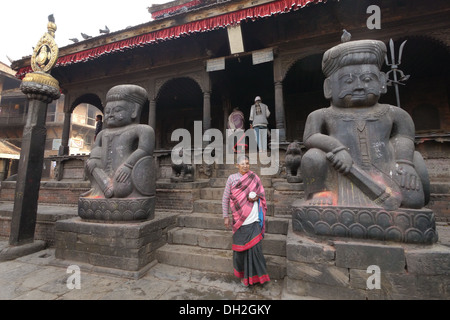 Nepal Bakhtapur, an historic town in the Kathmandu Valley and UNESCO world heritage site. Bhimsen Hindu Temple. Stock Photo