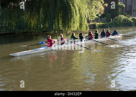 Cambridge, UK. 30th Oct, 2013. Rowers on the River Cam in early morning light Cambridge UK 30th October 2013. After a cold night with one of the first frosts of the year Cambridge basks in glorious autumn sunshine. Credit Julian Eales/ Alamy Live News Stock Photo
