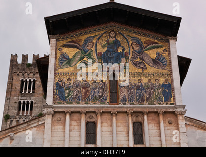 the front facade of the Basilica of San Frediano, Luca, Italy Stock Photo