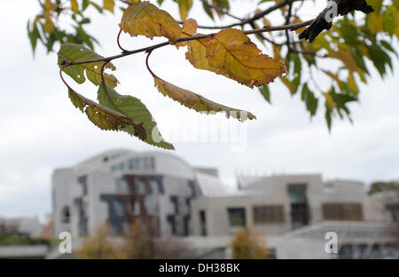 Outside view of the Scottish Parliament at Holyrood in Edinburgh in autumn. The British Home Secretary Teresa May, speaking as the Home Office published the latest UK government analysis paper on the implications of independence, said Scotland would lose automatic access to MI5, MI6, GCHQ and the new National Crime Agency. The referendum vote is scheduled for 18th September 2014. Stock Photo