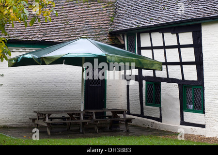 Outside View of The Brocket Arms Ayot St Lawrence Welwyn Hertfordshire Stock Photo