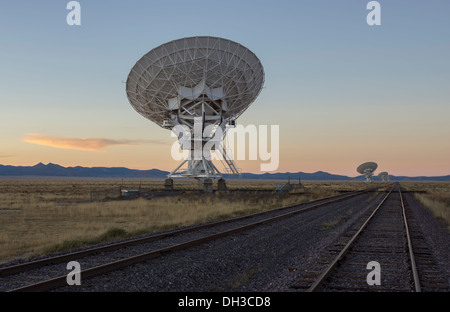 Antennas of the Very Large Array,  one of the world's premier astronomical radio observatories, near Socorro, New Mexico, USA. Stock Photo