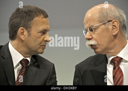 Bodo Uebber, board member of Daimler AG, Chief Financial Officer, Daimler Financial Services, and Dr. Dieter Zetsche, Chairman Stock Photo