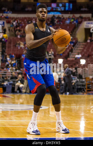 October 30, 2013: Philadelphia 76ers center Nerlens Noel (4) runs some drills prior to the NBA game between the Miami Heat and the Philadelphia 76ers at the Wells Fargo Center in Philadelphia, Pennsylvania. The 76ers win 114-110. Christopher Szagola/Cal Sport Media Stock Photo