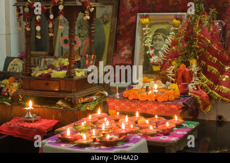 Home temple god krishna diyas hi-res stock photography and images - Alamy