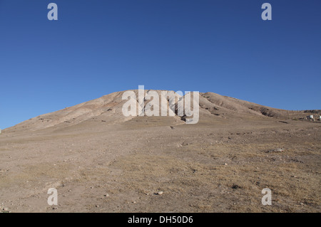 Sultantepe on the Harran Plain, Upper Mesopotamia, site of the discovery of Epic Gilgamesh cuneiform tablets, SE Turkey Stock Photo