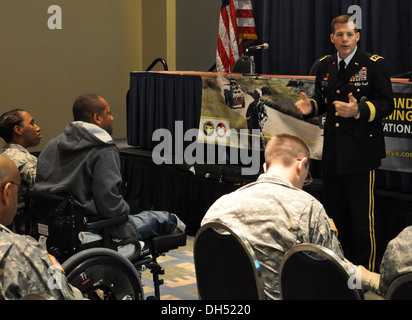 Lt. Gen. Jeffrey Talley speaks with Army Reserve Soldiers during a forum at the Association of the United States Army Annual Meeting in Washington, DC. Wednesday. Talley, Chief of Army Reserve and Commanding General of US Army Reserve Command, discussed h Stock Photo