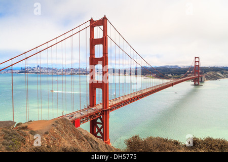 Golden Gate Bridge on foggy day, San Francisco, California Stock Photo