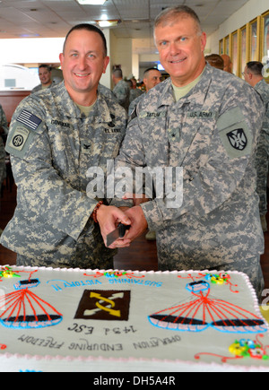 Incoming Commanding General Brig. Gen. James P. Isenhower III, 1st ...