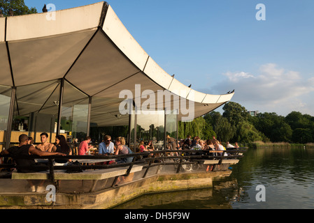 The Serpentine Bar & Kitchen on the edge of the Serpentine in Hyde Park, London, England, UK Stock Photo