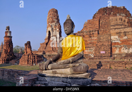 Buddha statue, Wat Mahathat Temple, UNESCO World Heritage, Ayutthaya, Thailand, Asia Stock Photo