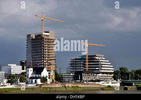 Lufthansa high-rise building, headquarters of the German airline until 2007, Deutzer bank of the Rhine River Stock Photo