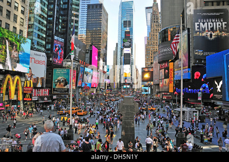 Father Francis D Duffy statue and Duffy Square, Times Square, Midtown Manhattan, New York City, USA, North America, America Stock Photo