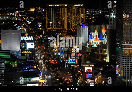 Night shot, The Strip, MGM Grand luxury hotel, New York, Mandalay Bay, Excalibur Hotel, Las Vegas, Nevada, USA