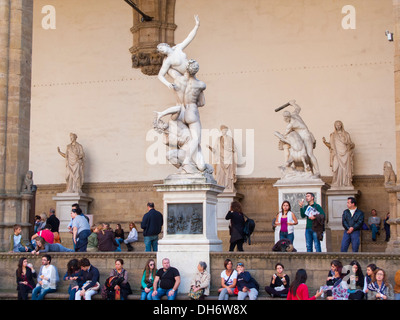 Italy, Tuscany,Florence, Piazza della Signoria, Loggia dei Lanzi and statue. Stock Photo